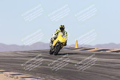 media/Dec-01-2025-Moto Forza (Mon) [[2daa91e15f]]/2-Intermediate Group/Session 2 (Turns 9 and 10)/